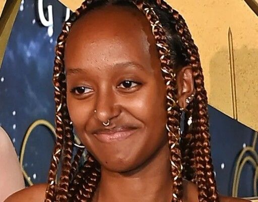 ما قصة الخاتم الماسي في يد زاهارا إبنة أنجلينا جولي؟