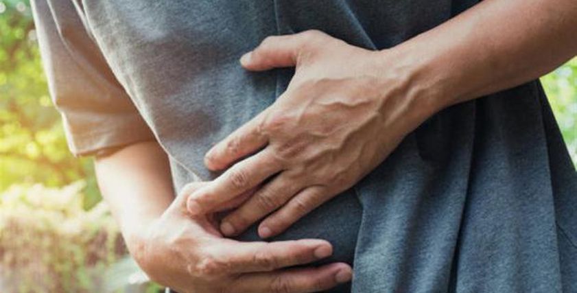 لتسهيل الهضم بعد الوجبات الدسمة.. اتبع هذه الطرق