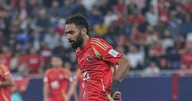 حسين الشحات: لاعبو الأهلي غلابة فى الرواتب مقارنة بآخرين.. وزيزو صفقة القرن