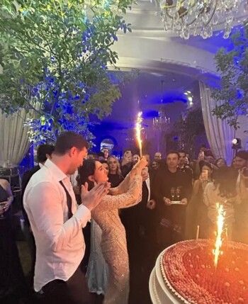 زفاف حفيدة شاه إيران في باريس وهذه هوية العريس