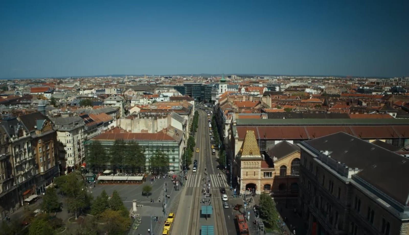 عبيدة تقدم لأول مرة كليبين عن قصة واحدة بتوقيع المخرجة بتول عرفة