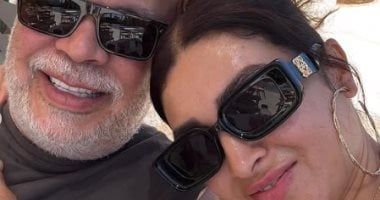 رومانسية روجينا وأشرف زكى في أجازتها الصيفية