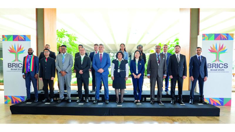الامارات | الإمارات تشارك في «قمة شباب بريكس»