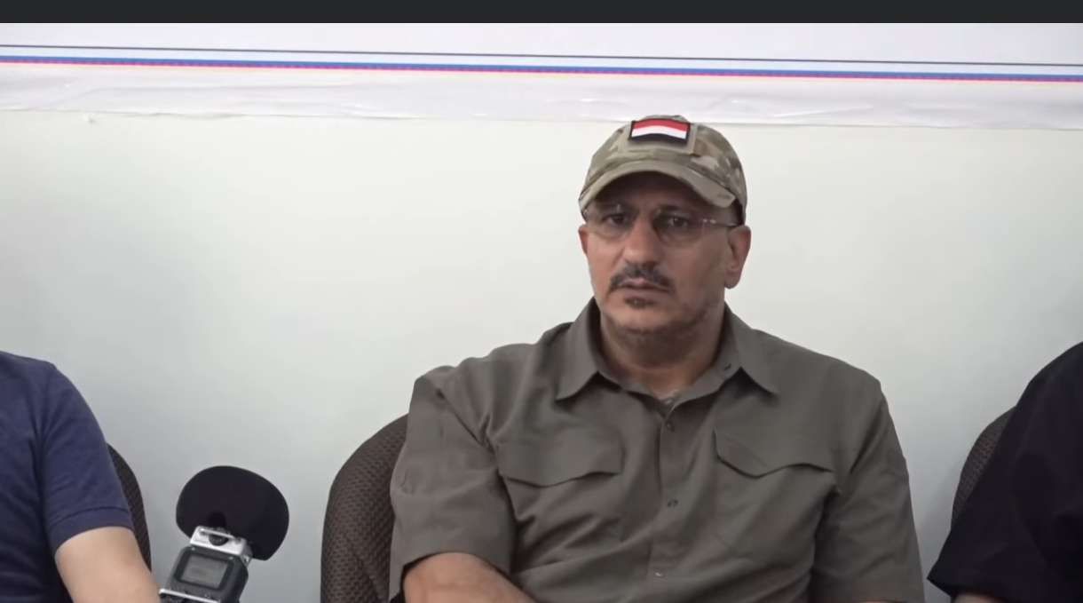 طارق صالح يتحدث لاول مرة عن خروجه من صنعاء