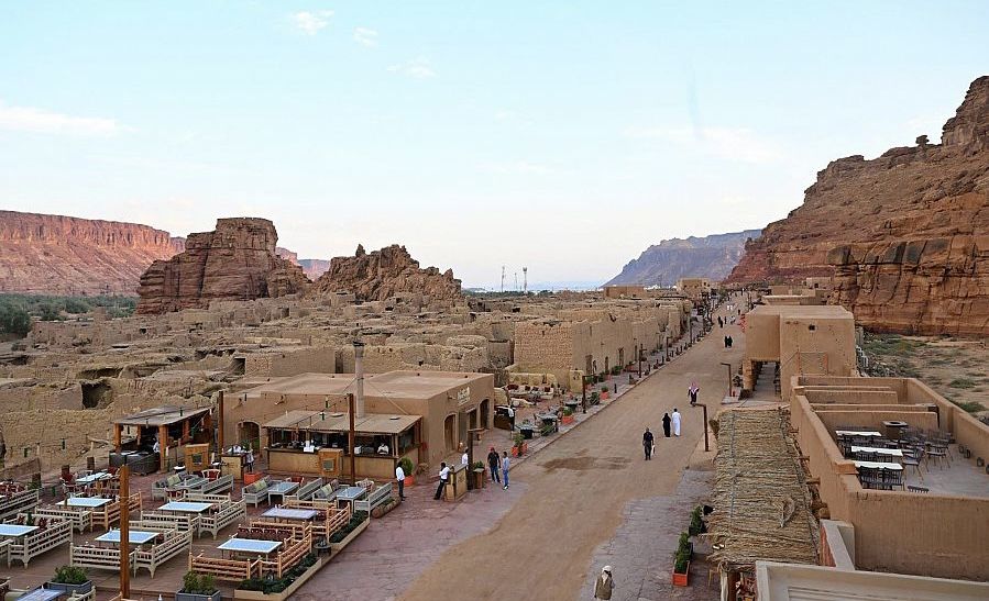 “ڤايبز العُلا” يعلن انطلاق معسكر “رواد العُلا” لتمكين الأسر المنتجة وتطوير مشاريعهم المنزلية