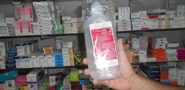 والي ولاية الجزيرة يطمئن على توفر العلاج المجاني والمحاليل الوريدية