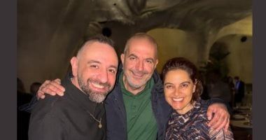 عمرو سلامة فى صورة مع المخرجين الفلسطينيين هاني أبو أسعد وأميرة دياب