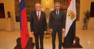 وزير السياحة والآثار يشارك في الاحتفال بالعيد الوطني لدولة روسيا