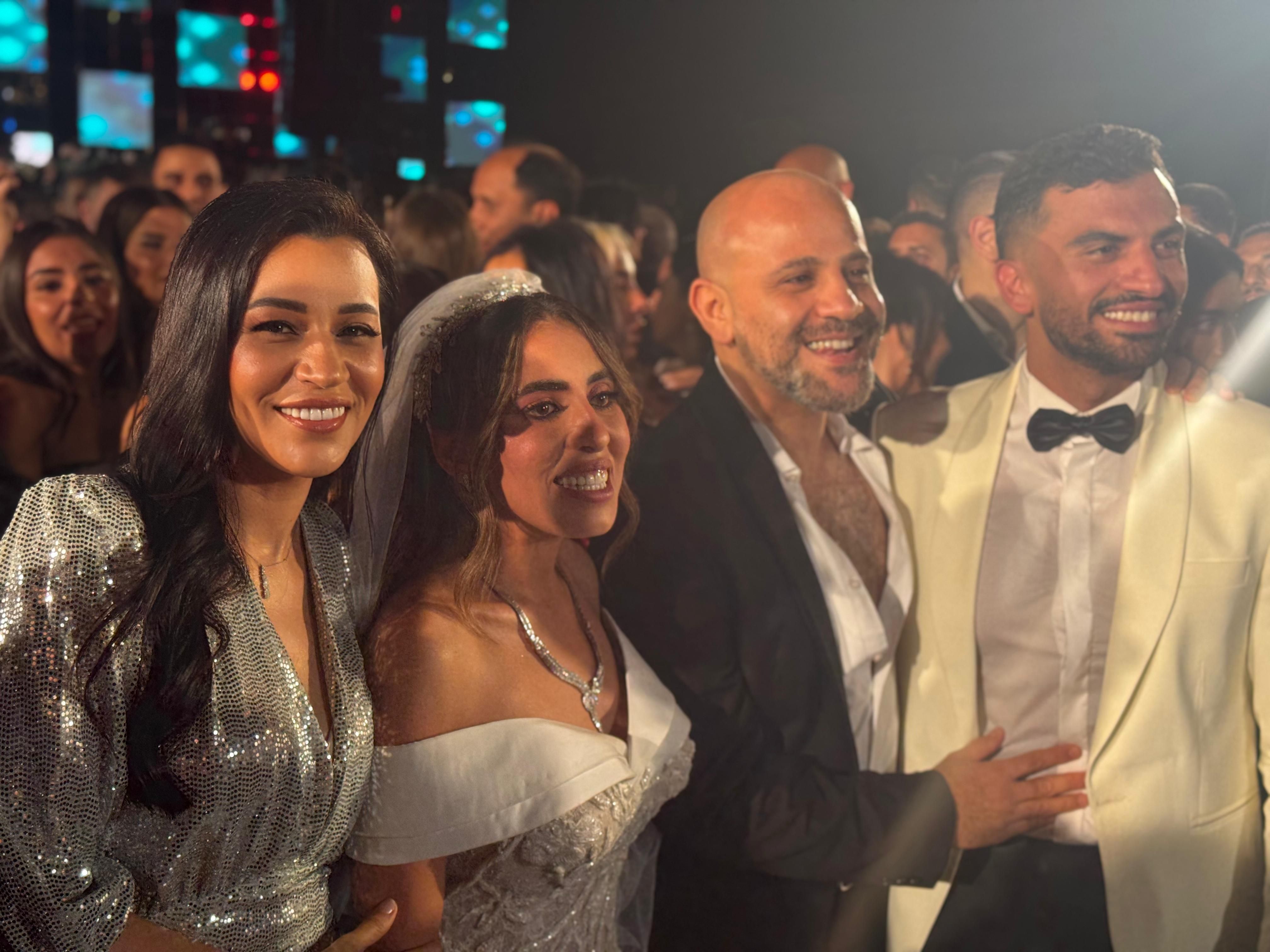 حسن الرداد وبتول عرفة ومدحت العدل ومى فاروق فى حفل زفاف منة القيعى (صور)