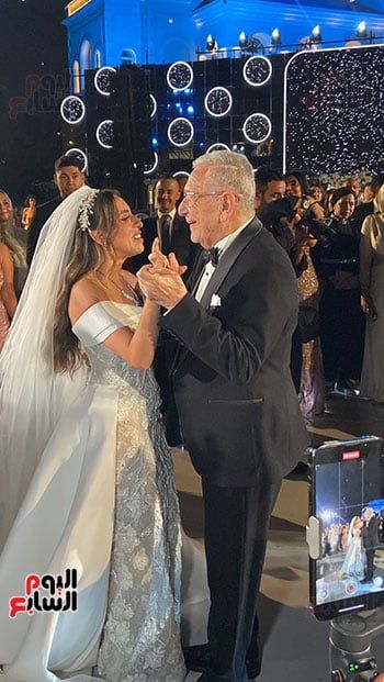 أشرف زكى ودياب ورامى إمام وبتول عرفة فى حفل زفاف منة عدلي القيعى (صور)