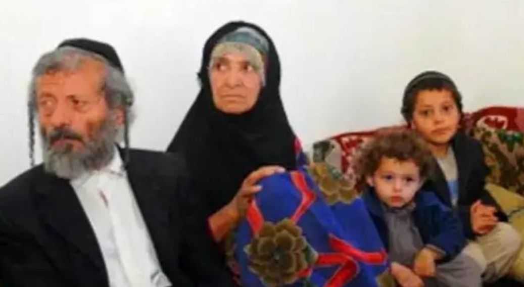 بعد سنوات من الصمود.. آخر النساء اليهوديات في اليمن تغادر البلاد