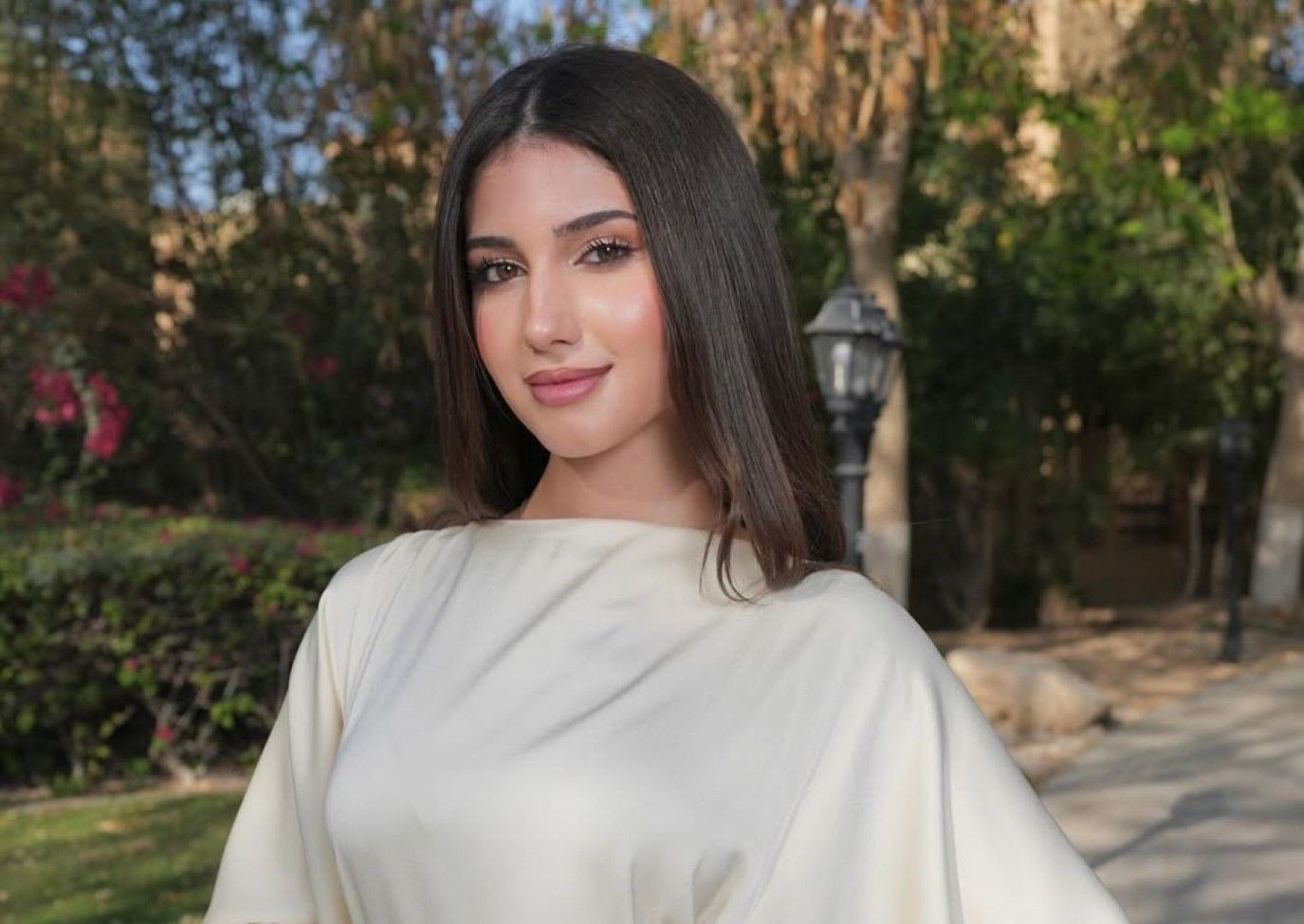 صيحات جمالية من شيرين بيوتي.. وهذه توقعاتنا لمكياجها في يومها الكبير