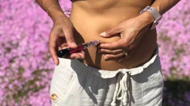 مفاجأة طبية قد تقلب المفاهيم الغذائية.. مواد غذائية دهنية تحمي من السكري وأمراض القلب