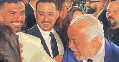 أشرف زكى ودياب ورامى إمام وبتول عرفة فى حفل زفاف منة عدلي القيعى (صور)