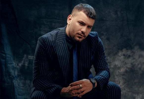 ما حقيقة تراجع نقابة المهن الموسيقية المصرية عن إيقاف مسلم ؟