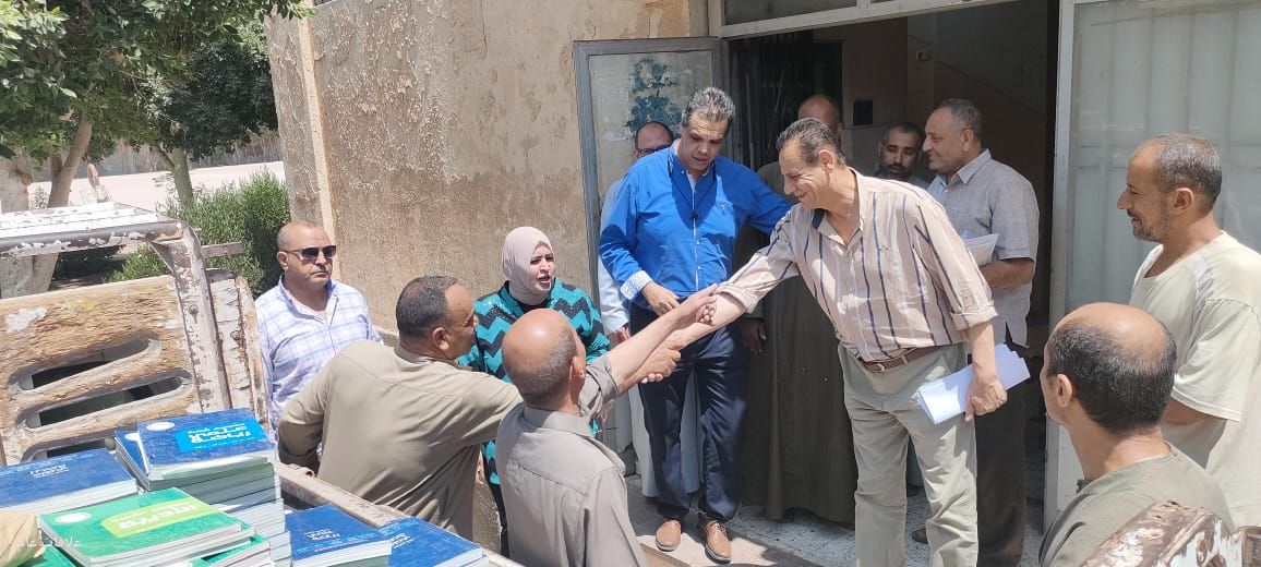 توزيع كتيبات المفاهيم على اللجان استعدادا لامتحانات الثانوية 2025