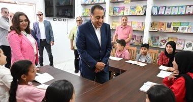 رئيس الوزراء يتفقد مشروع "كتابك" الثقافى بقرية زاوية صقر بمحافظة البحيرة