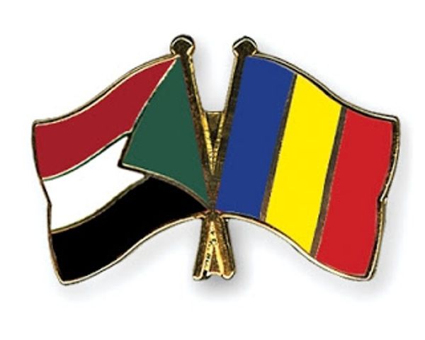 توزيع مياه الشرب للفارين من الحرب بمعسكر “أردمي” بمحلية الطينة التشادية