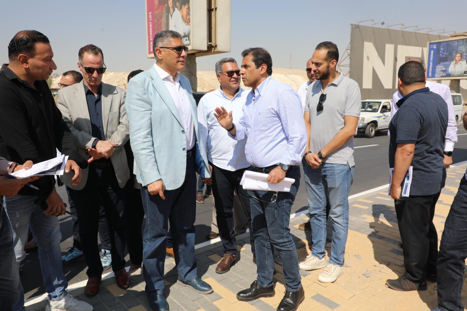 محافظ الجيزة يتفقد مشروعات تطوير الطرق المؤدية إلى المتحف المصرى الكبير.. صور