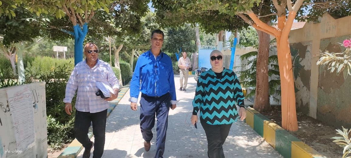 توزيع كتيبات المفاهيم على اللجان استعدادا لامتحانات الثانوية 2025