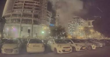 إعلام عبرى: عشرات المبانى والمركبات فى تل أبيب تعرضت للإصابة بصواريخ إيران.. صور