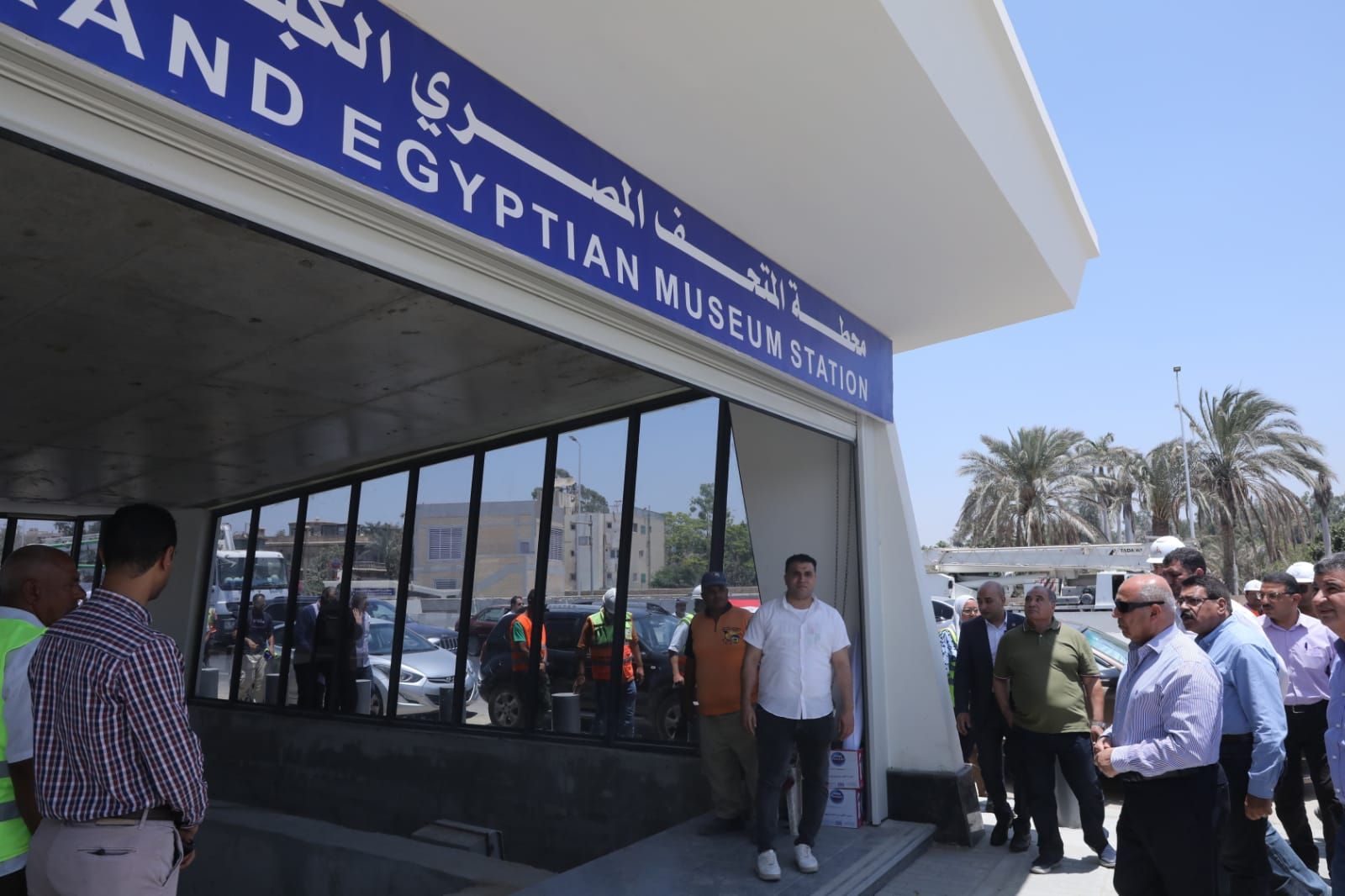 كامل الوزير يتفقد جاهزية الأتوبيس الترددى والمترو لافتتاح المتحف المصرى الكبير