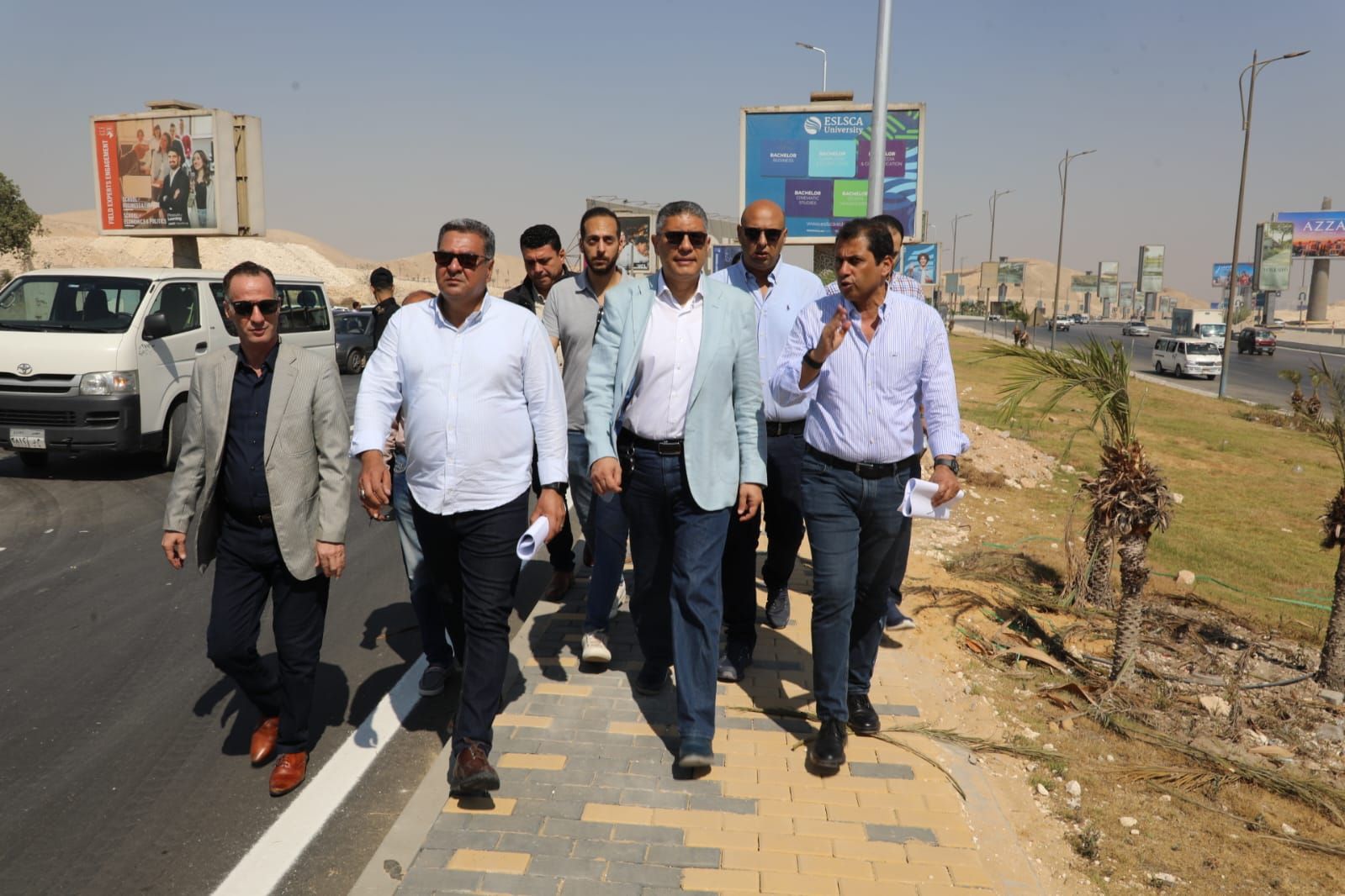 محافظ الجيزة يتفقد مشروعات تطوير الطرق المؤدية إلى المتحف المصرى الكبير.. صور