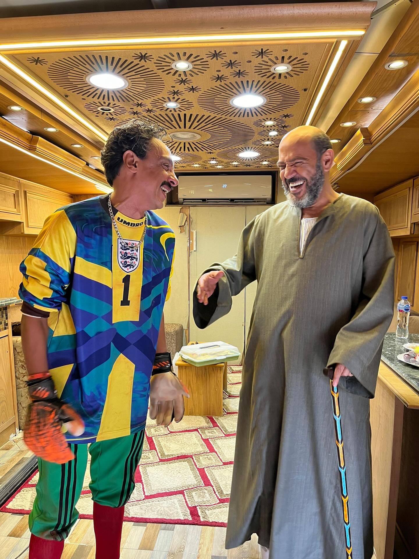 صراع بين عائلتين محور أحداث فيلم السادة الأفاضل