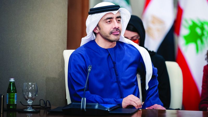 الامارات | عبدالله بن زايد يبحث مع وزراء خارجية قطر وعُمان وفرنسا وبريطانيا وروسيا تطورات المنطقة
