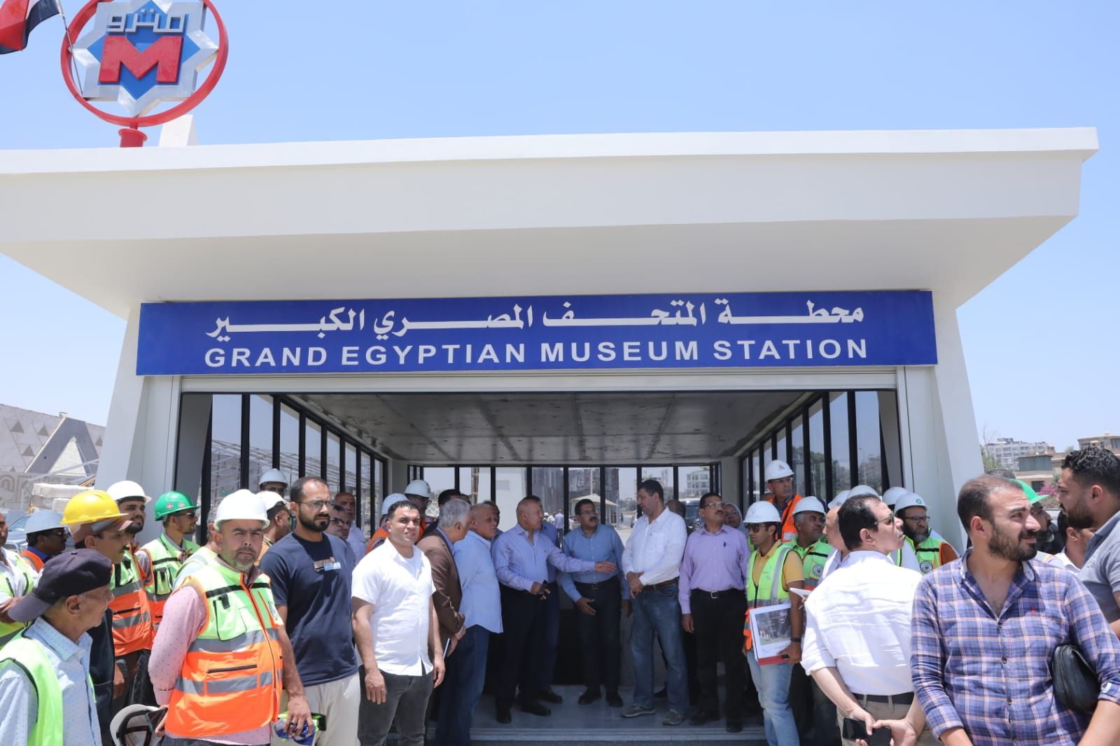 كامل الوزير يتفقد جاهزية الأتوبيس الترددى والمترو لافتتاح المتحف المصرى الكبير