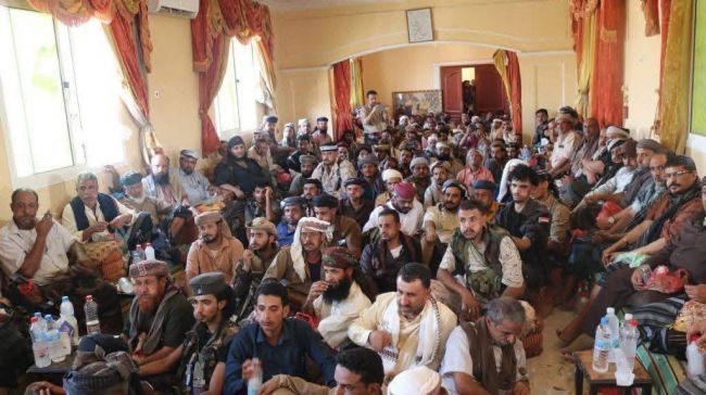 مشائخ الصبيحة تستقبل وفداً ضالعيا بشأن الجندي المغدور