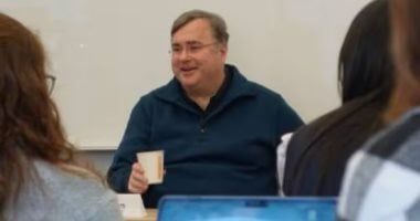 تكنولوجيا: مؤسس LinkedIn: مخاوف الذكاء الاصطناعي مبررة.. لكن جيل Z يمتلك الأفضلية