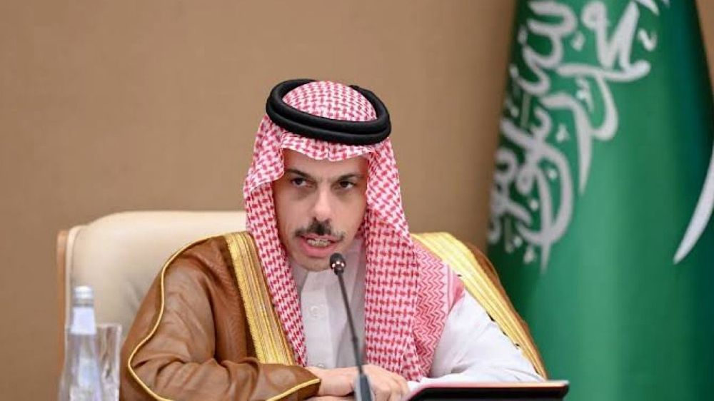 مباحثات سعودية دولية وغرفة عمليات خاصة لخدمة حجاج إيران