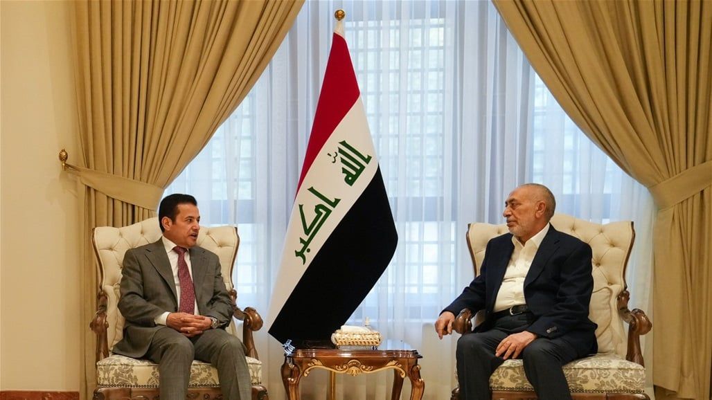 المشهداني يحذر من "مؤامرة كبيرة" ويوجه دعوة للخط السياسي الأول