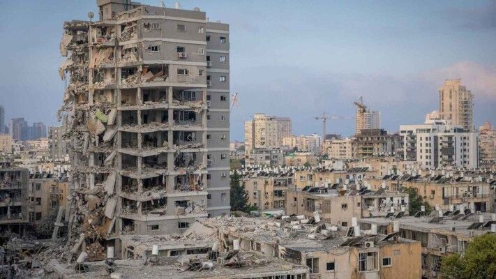 "أكسيوس" عن مسؤولين: لا توجد حاليًا أي مبادرات دبلوماسية جادة لوقف الحرب بين إيران وإسرائيل