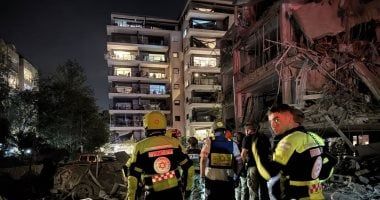 تضرر مبان في إسرائيل ووقوع إصابات عدة بتل أبيب وحيفا بسبب صواريخ إيران