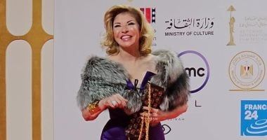 هالة سرحان: العراق بشعبها وحكومتها حاطينا فى عينهم وننتظر وسيلة آمنة للعودة لمصر