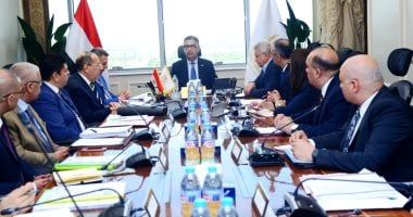 وزير التموين يتابع موقف المخزون الاستراتيجي من السلع الأساسية وضمان توافرها