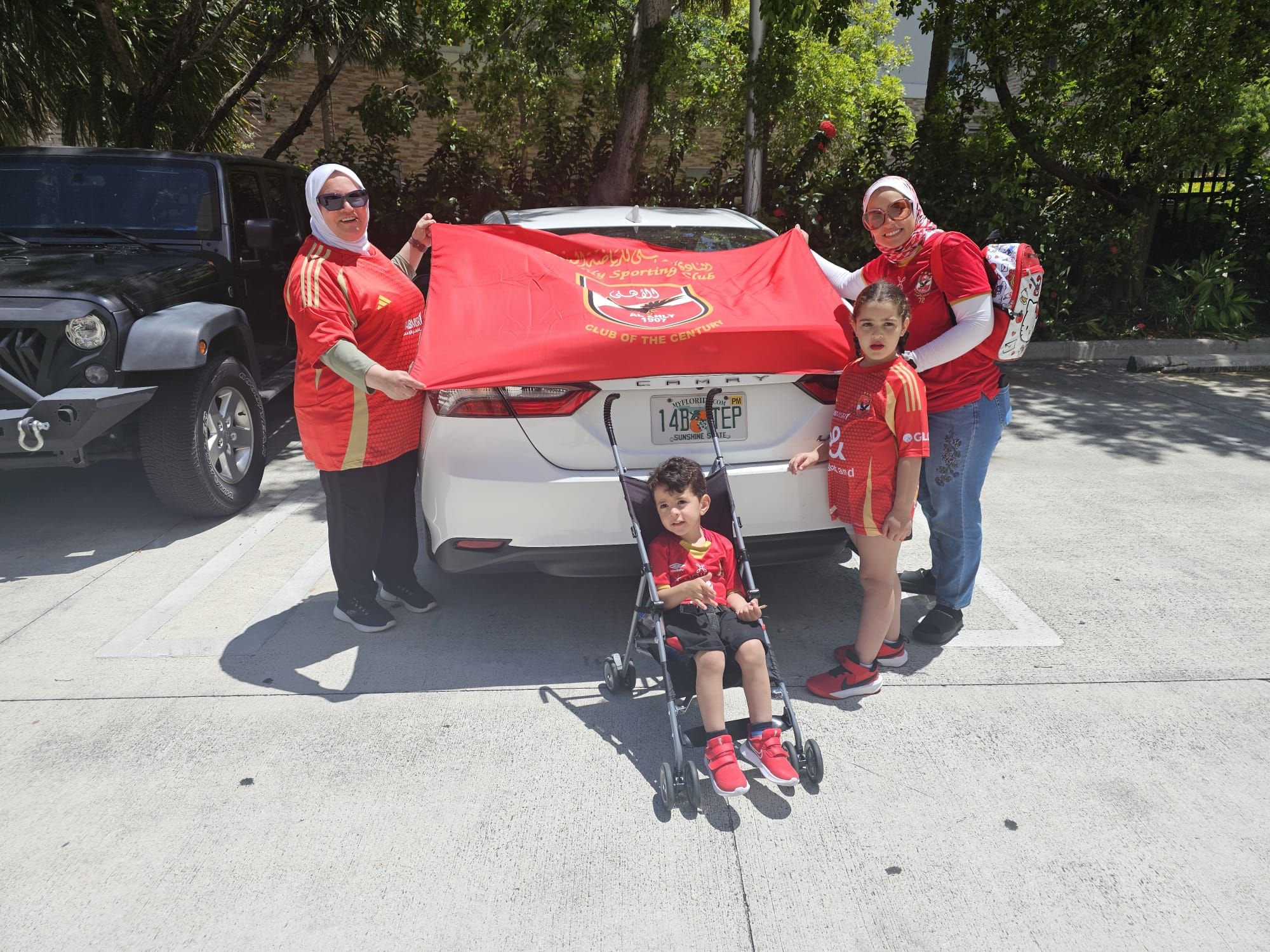 الأهلي والزمالك "ايد واحدة" قبل ضربة البداية بمونديال الأندية.. صور