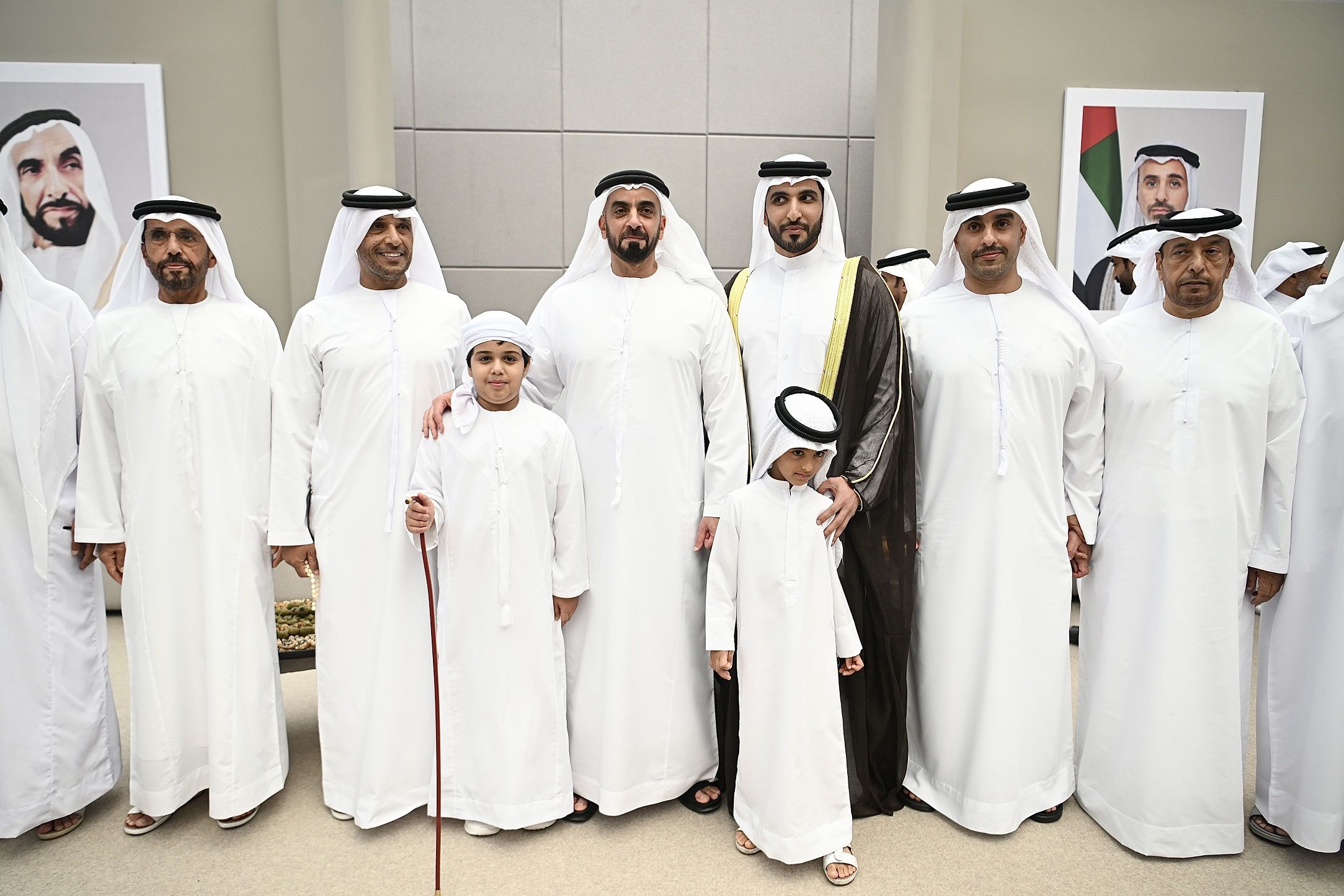 الامارات | سيف بن زايد يحضر أفراح الشريفي والعميمي