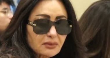 لطيفة تؤجل طرح ألبومها الجديد بعد صدمة وفاة شقيقها نور الدين