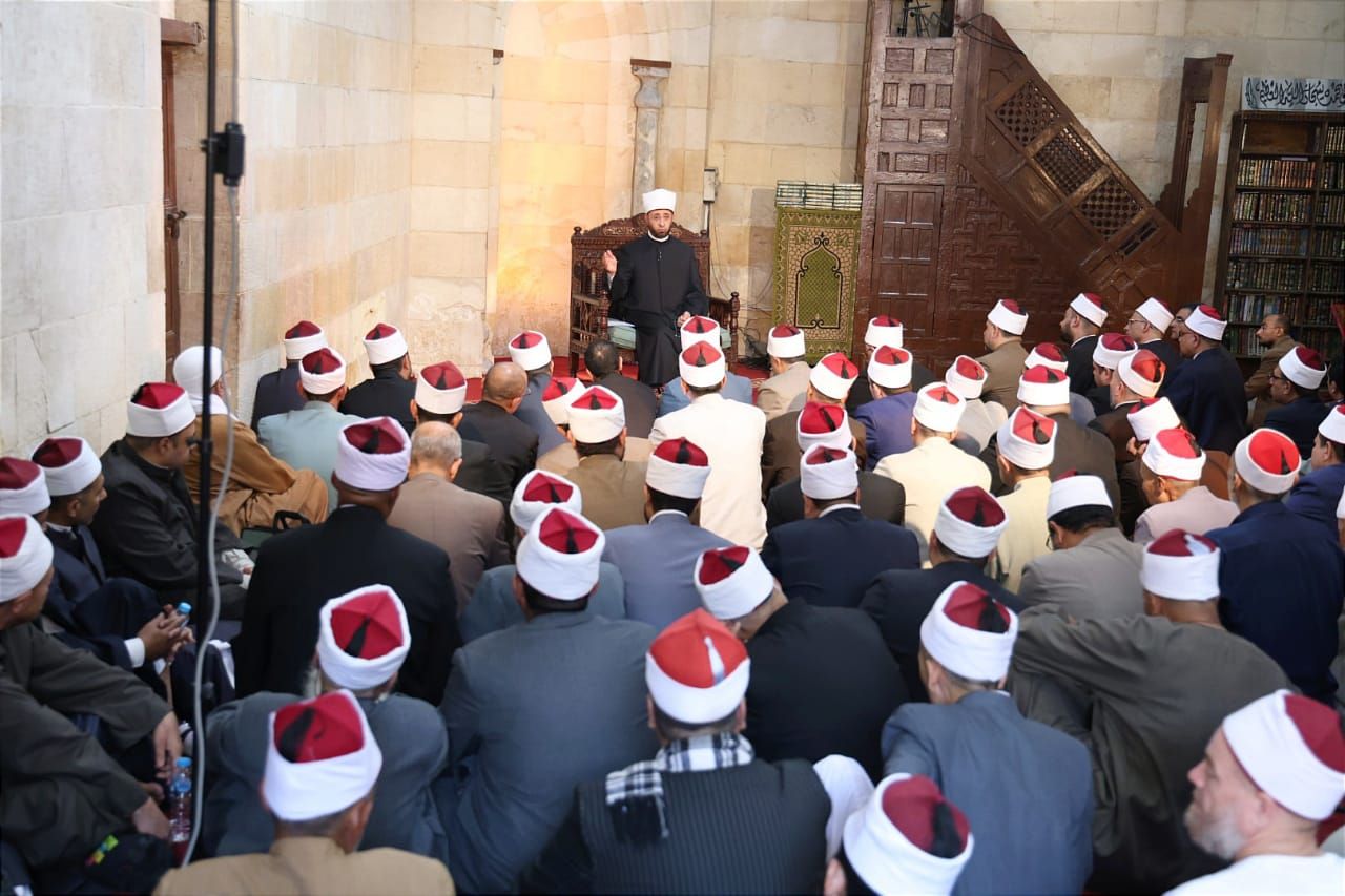 وزير الأوقاف يتفقد مسجد وضريح الإمام الليث بن سعد بالقاهرة