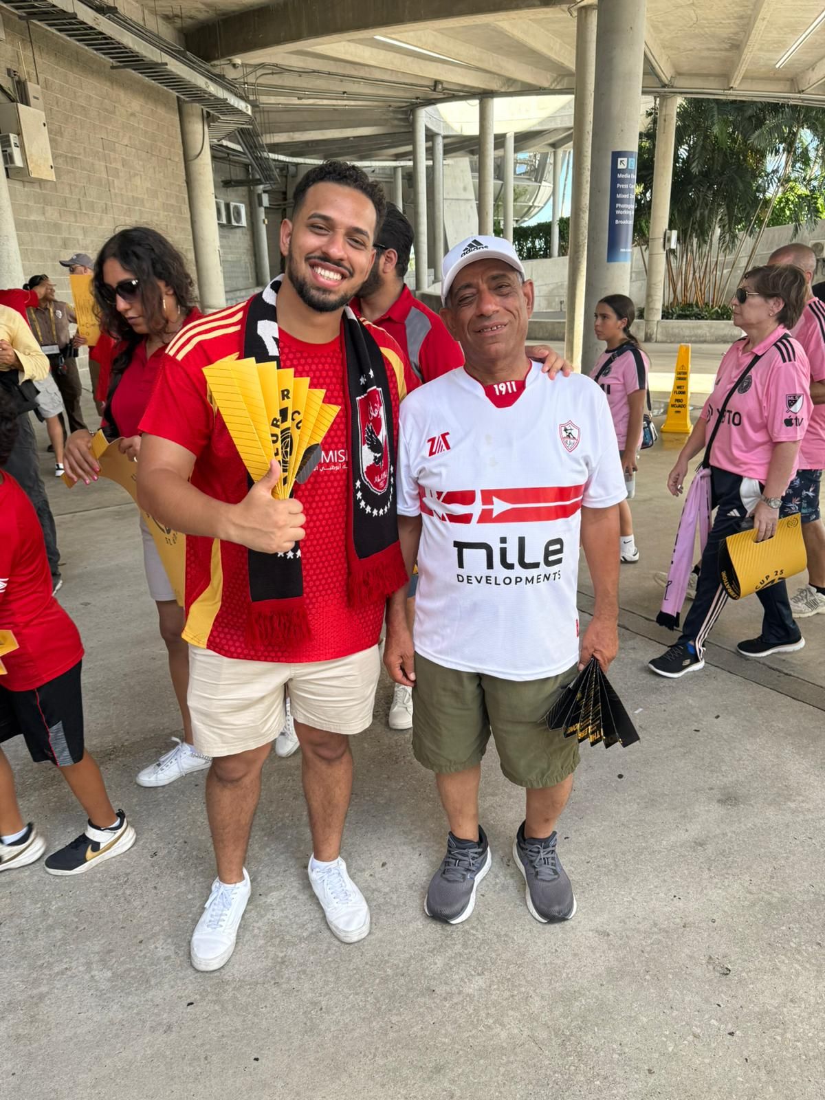 الأهلي والزمالك "ايد واحدة" قبل ضربة البداية بمونديال الأندية.. صور