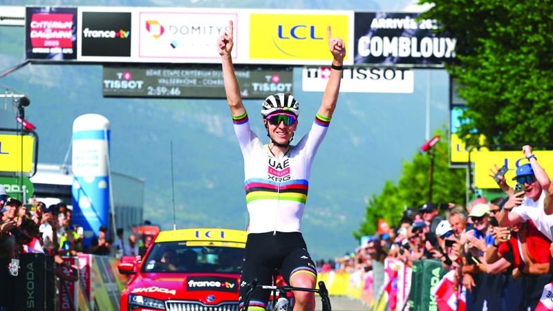 الامارات | «الإمارات للدراجات» يحسم المرحلة السادسة لسباق «كريتيريوم دو دوفينيه»