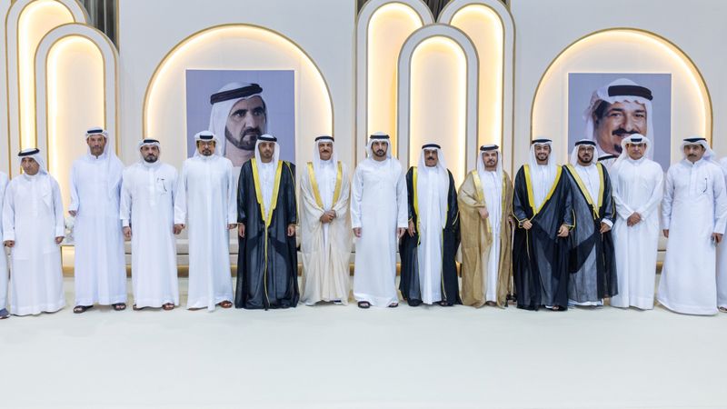 الامارات | حمدان بن محمد يحضر أفراح النعيمي والقمزي والشامسي