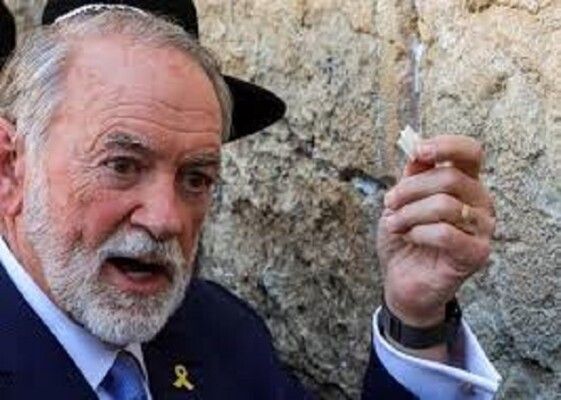 سفير أميركا لدى إسرائيل: أضرار طفيفة نتيجة سقوط صاروخ إيراني قرب السفارة بتل أبيب ولا إصابات بين موظفينا