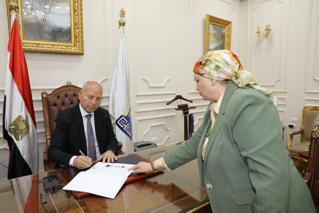 محافظ القاهرة يعتمد نتيجة الفصل الدراسى الثاني للشهادة الإعدادية بنسبة نجاح 77%