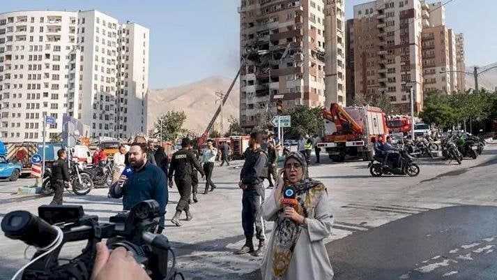 كيف تصور إيران أكبر مفاجأة عسكرية تعرضت لها على أنها "انتصار"؟