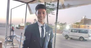 أحمد الأول على الشهادة الإعدادية بالجيزة: ربنا وفقنى وفرحة أهلى أهم حاجة