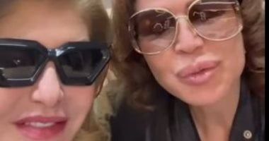 إلهام شاهين وهالة سرحان في طريقهما للعودة إلى القاهرة من العراق